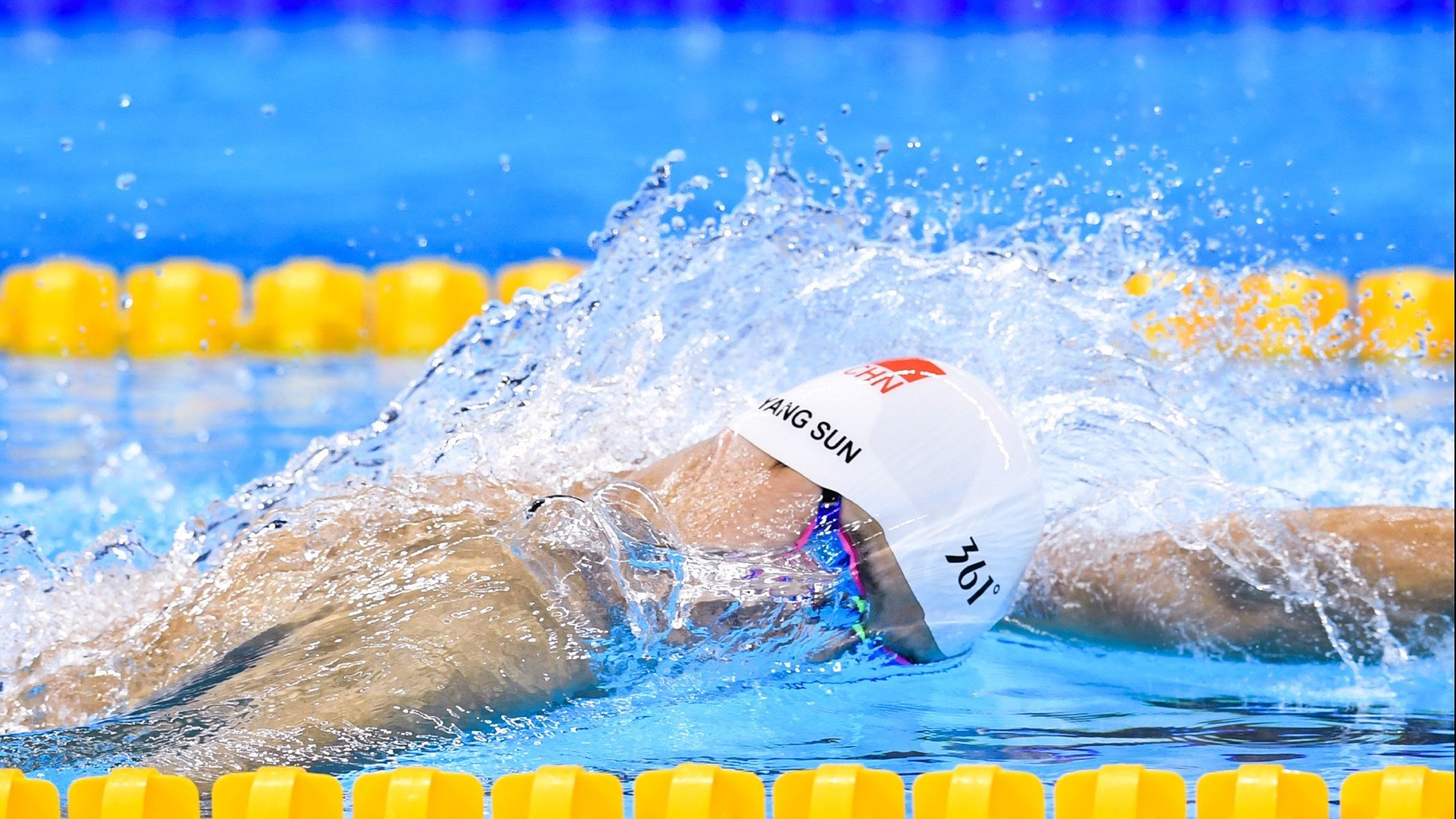 塞内加尔粉碎阿尔及利亚，门迪如何用一双手改写非洲足球历史？